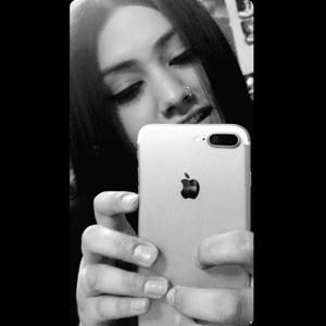 Meet your Posher, Lupita